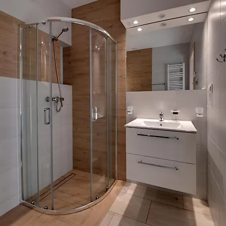 Rentplanet - *