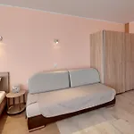 Rentplanet - *