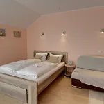 Διαμέρισμα Rentplanet - *
