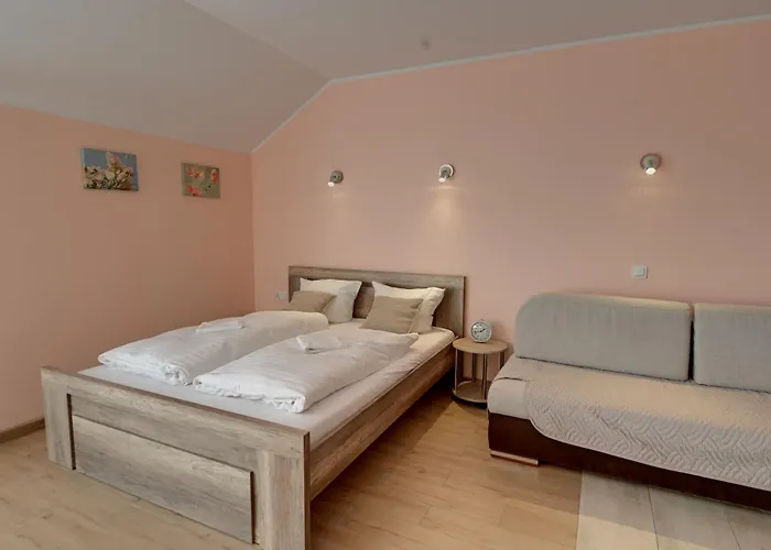 Apartment Rentplanet - *